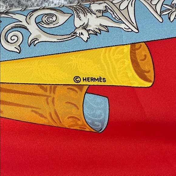 Authentic Hermès L’Atlantide %100 Silk Scarf Carré 90 Red Orange Made in France - Picture 5 of 15